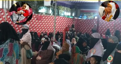 24-hour women's protest for the last 5 days in Kondhwa